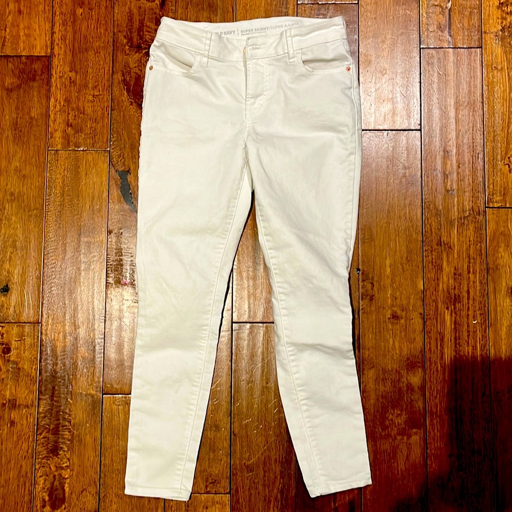Old Navy Super Skinny Mid-rise white jeans